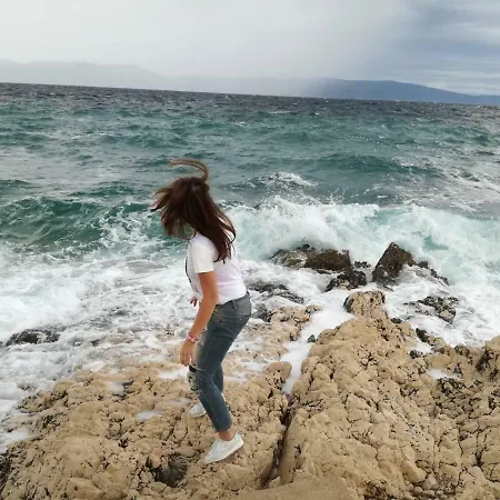 4 Roses شقة رافني