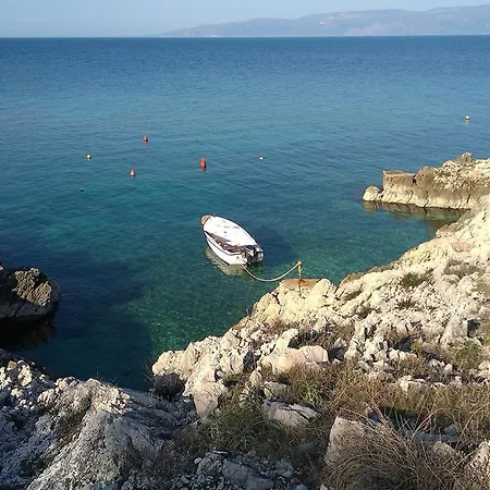 公寓 4 Roses 拉维尼